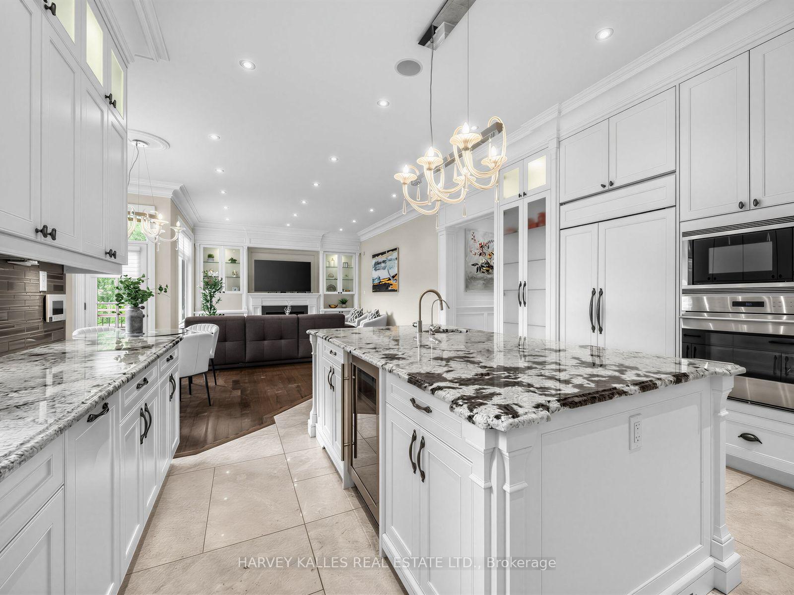 Photo 16 of 125 Bannockburn Avenue, Toronto, Bedford Park-Nortown — HOMEH