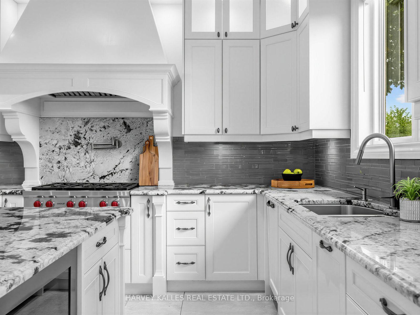Photo 17 of 125 Bannockburn Avenue, Toronto, Bedford Park-Nortown — HOMEH