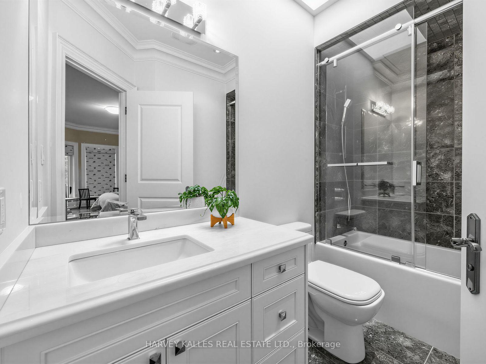 Photo 27 of 125 Bannockburn Avenue, Toronto, Bedford Park-Nortown — HOMEH
