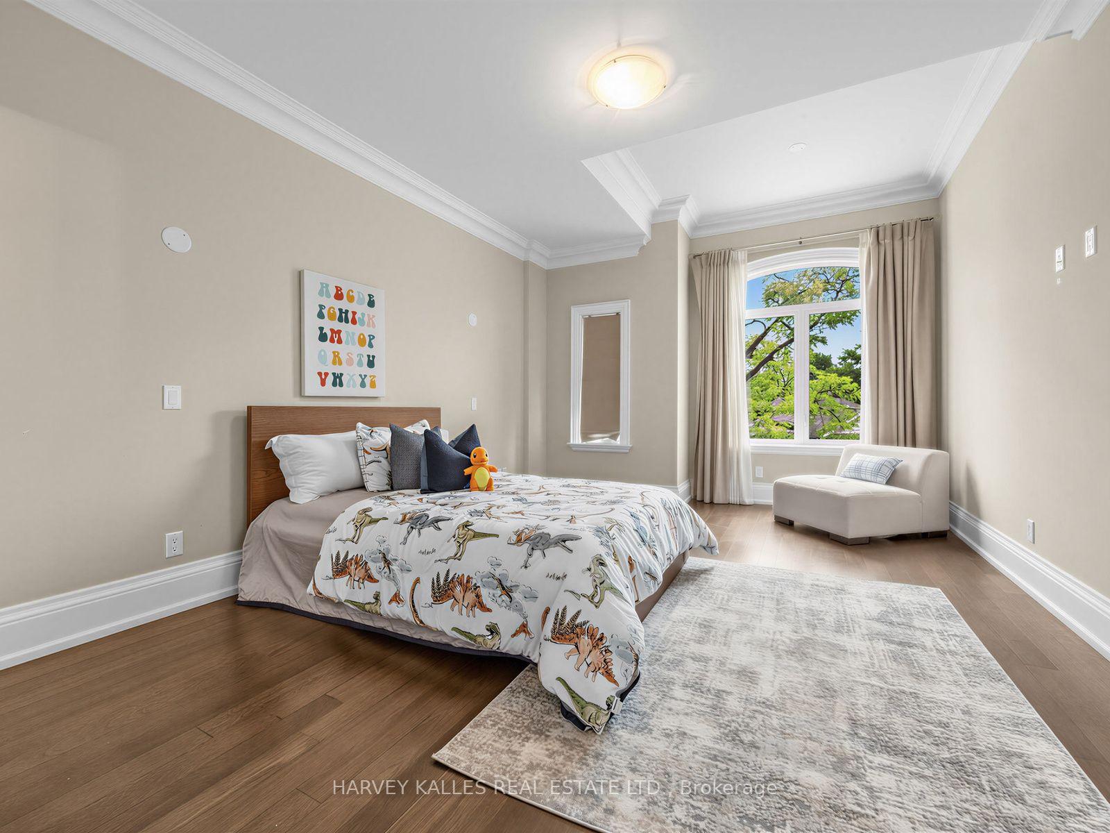 Photo 30 of 125 Bannockburn Avenue, Toronto, Bedford Park-Nortown — HOMEH