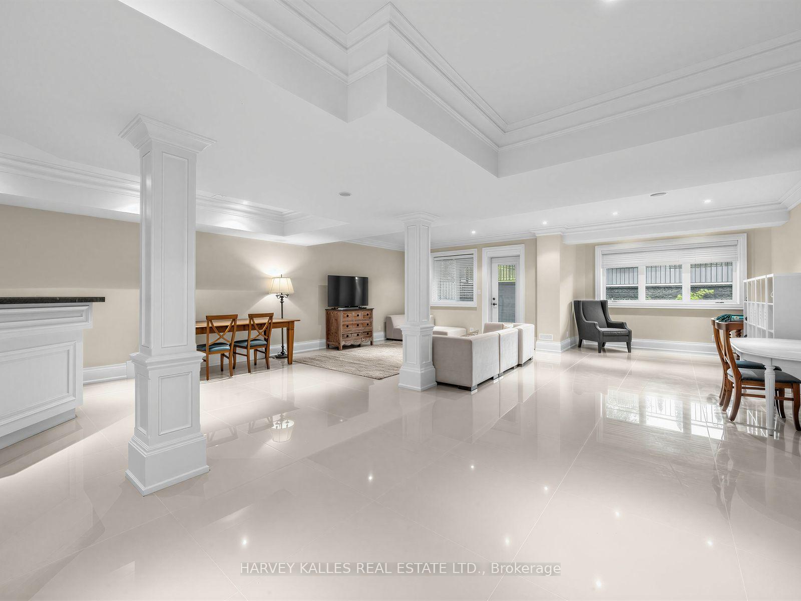 Photo 36 of 125 Bannockburn Avenue, Toronto, Bedford Park-Nortown — HOMEH