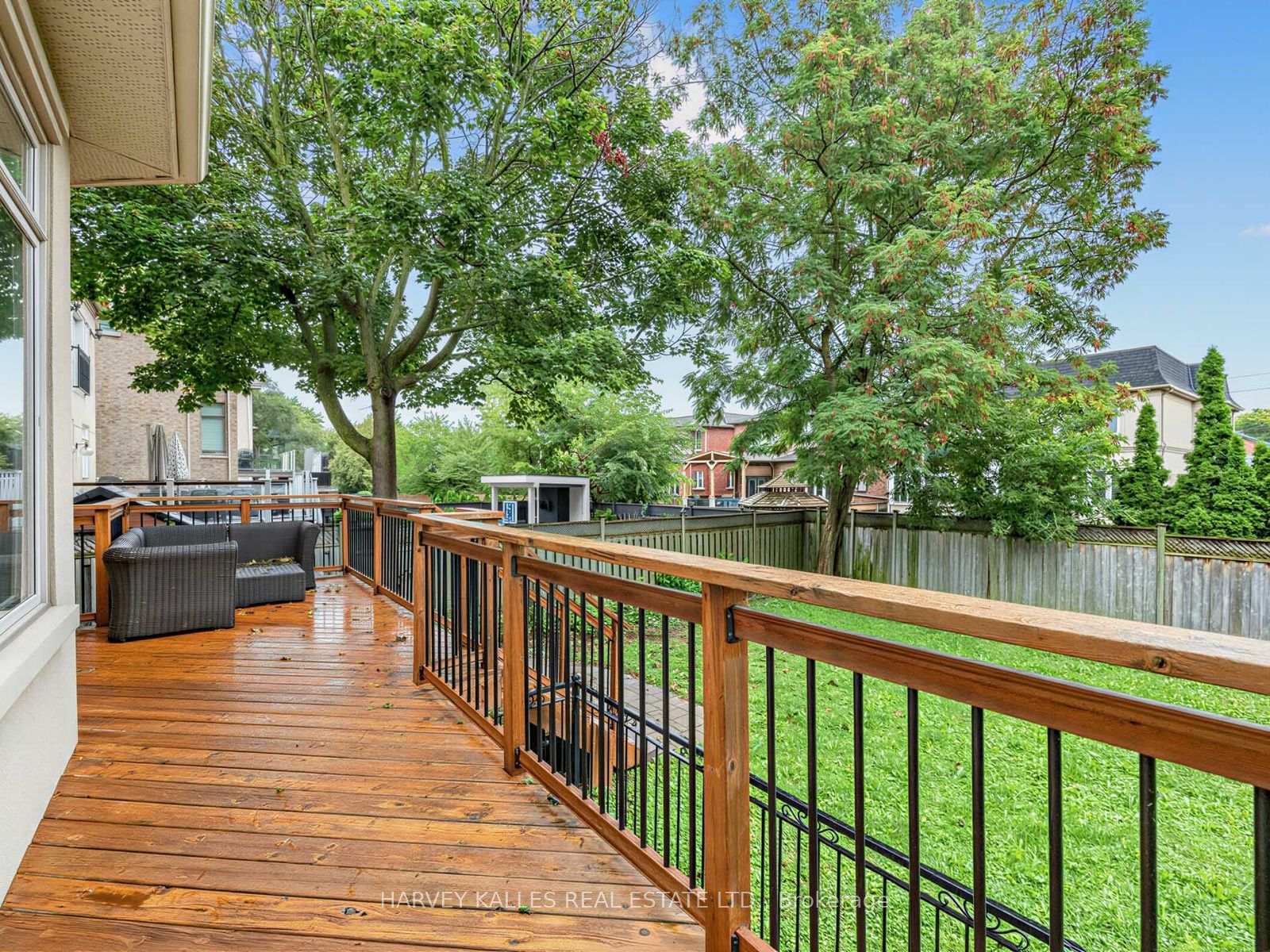 Photo 38 of 125 Bannockburn Avenue, Toronto, Bedford Park-Nortown — HOMEH