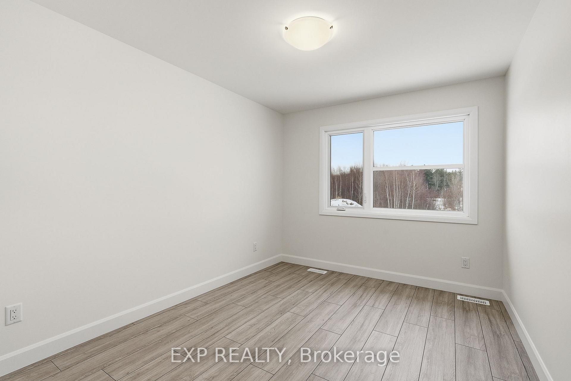 Photo 16 of 134 Elizabeth Street, North Dundas, Chesterville — HOMEH