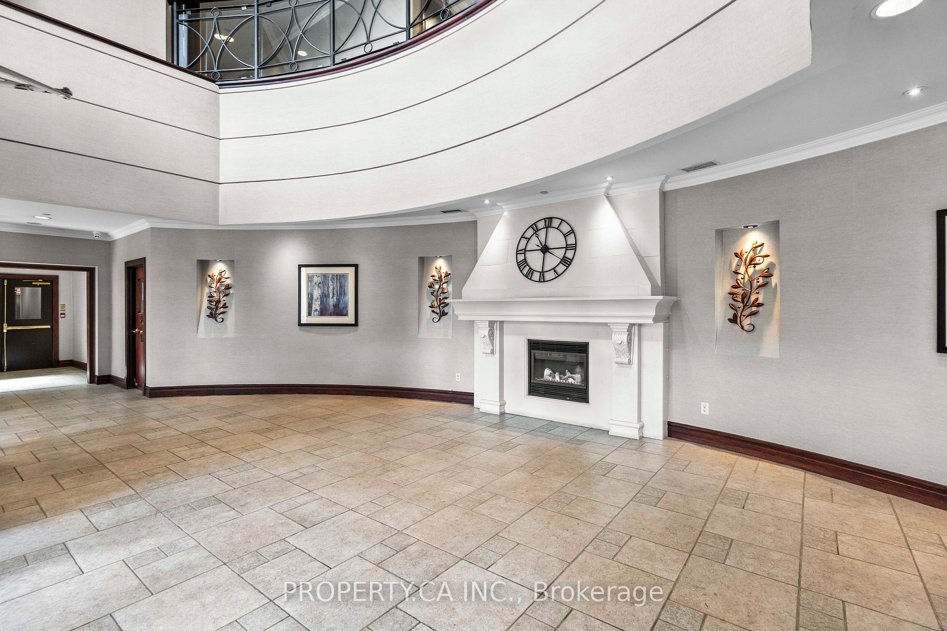 Photo 4 of Unit 607, 2585 Erin Centre Boulevard, Mississauga, Central Erin Mills — HOMEH