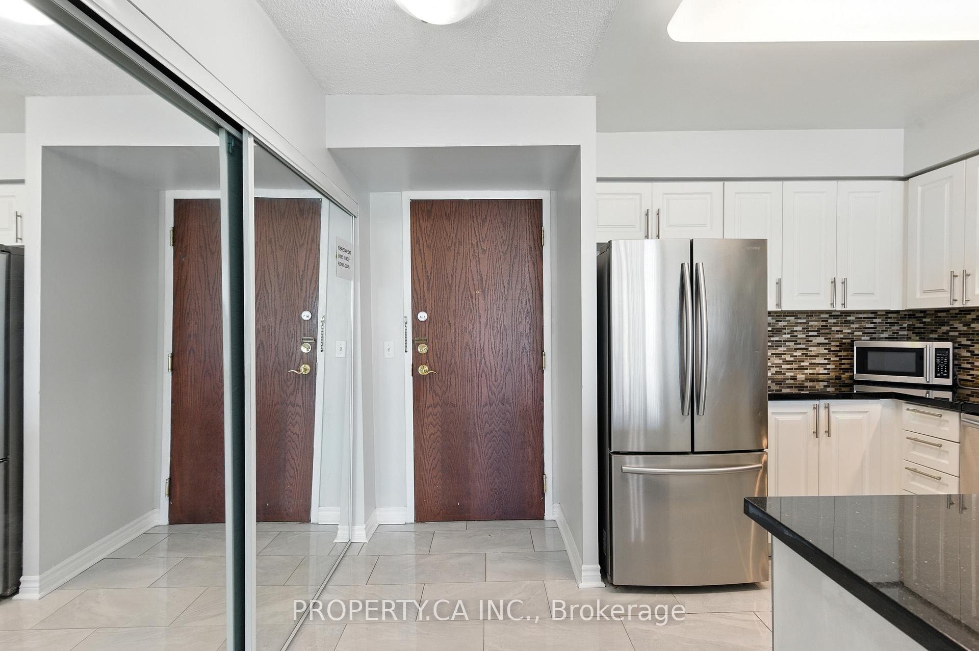 Photo 5 of Unit 607, 2585 Erin Centre Boulevard, Mississauga, Central Erin Mills — HOMEH