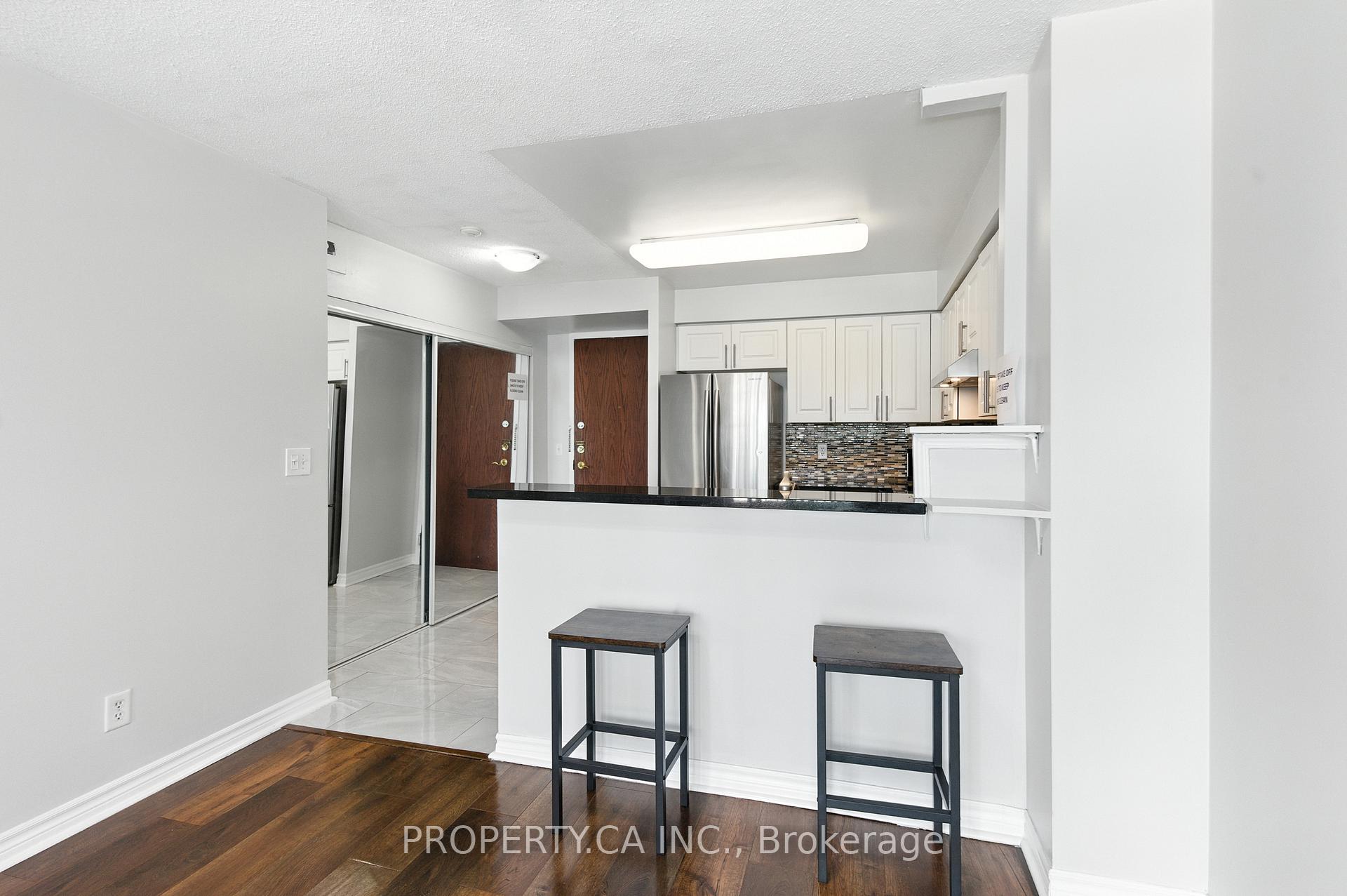Photo 7 of Unit 607, 2585 Erin Centre Boulevard, Mississauga, Central Erin Mills — HOMEH