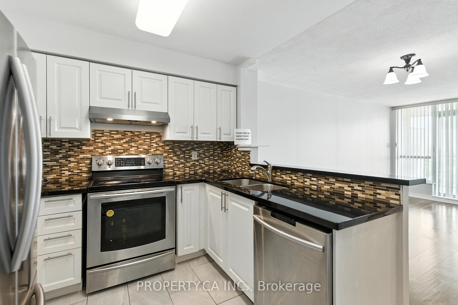 Photo 9 of Unit 607, 2585 Erin Centre Boulevard, Mississauga, Central Erin Mills — HOMEH