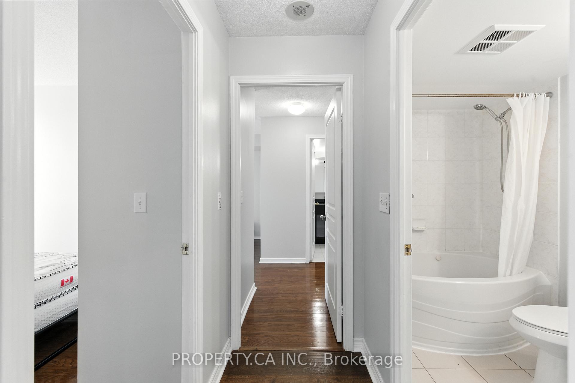 Photo 15 of Unit 607, 2585 Erin Centre Boulevard, Mississauga, Central Erin Mills — HOMEH