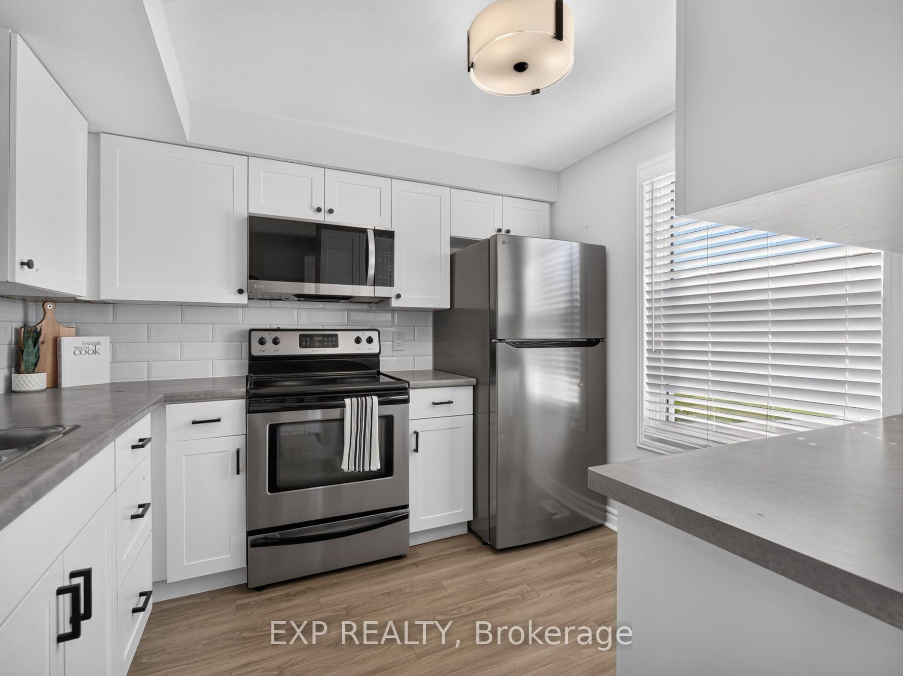 Photo 5 of Unit 20, 242 Lakeport Road, St. Catharines, Lakeport — HOMEH