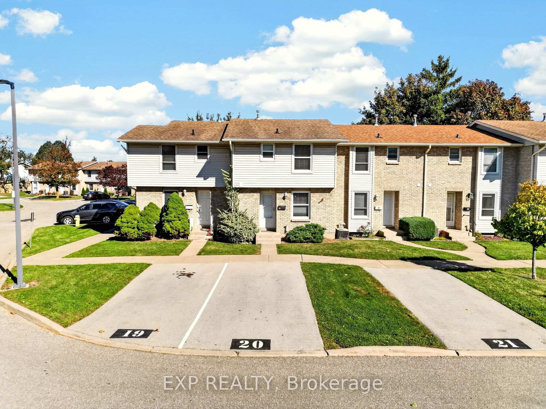 Photo 32 of Unit 20, 242 Lakeport Road, St. Catharines, Lakeport — HOMEH
