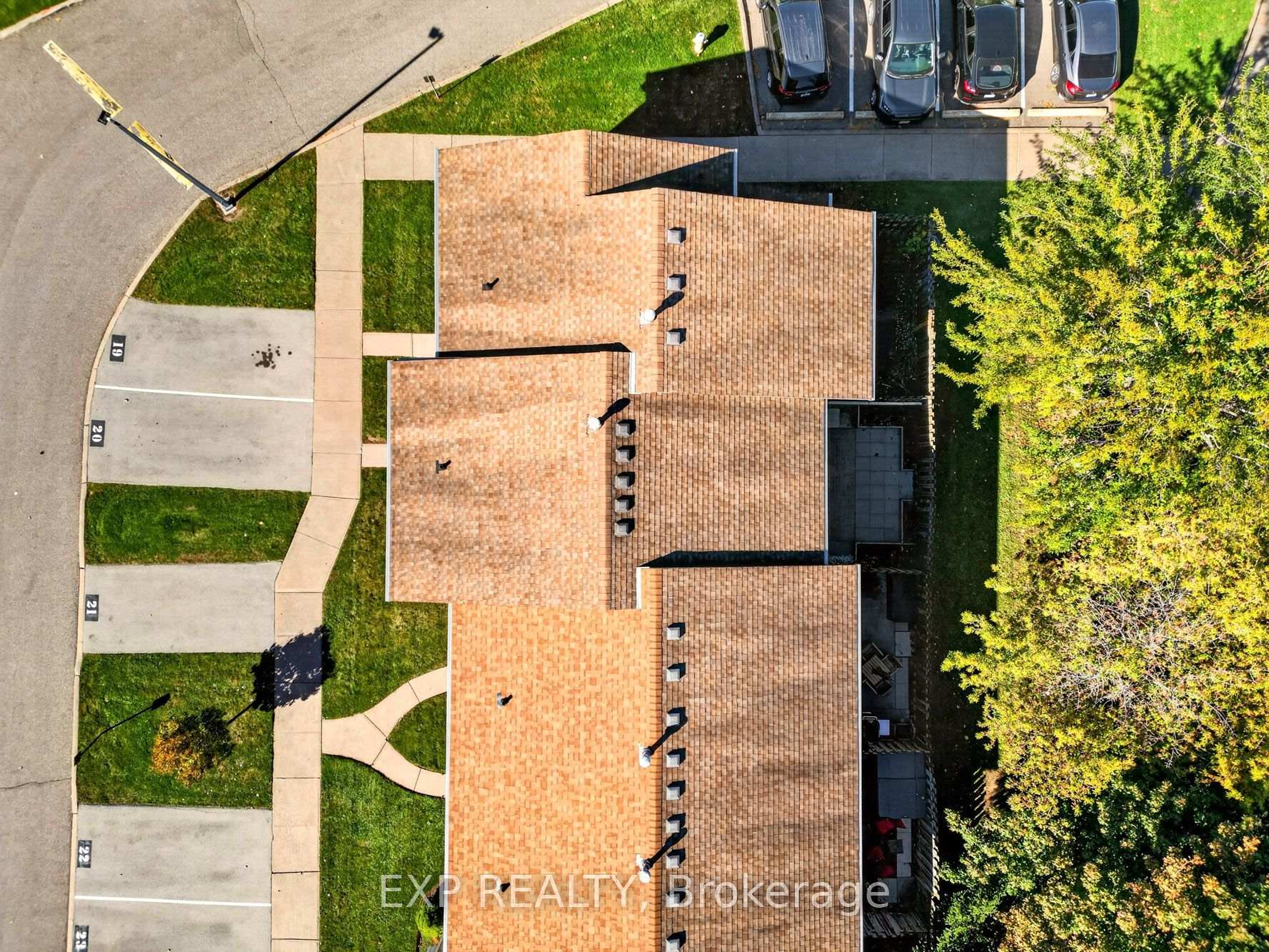 Photo 35 of Unit 20, 242 Lakeport Road, St. Catharines, Lakeport — HOMEH