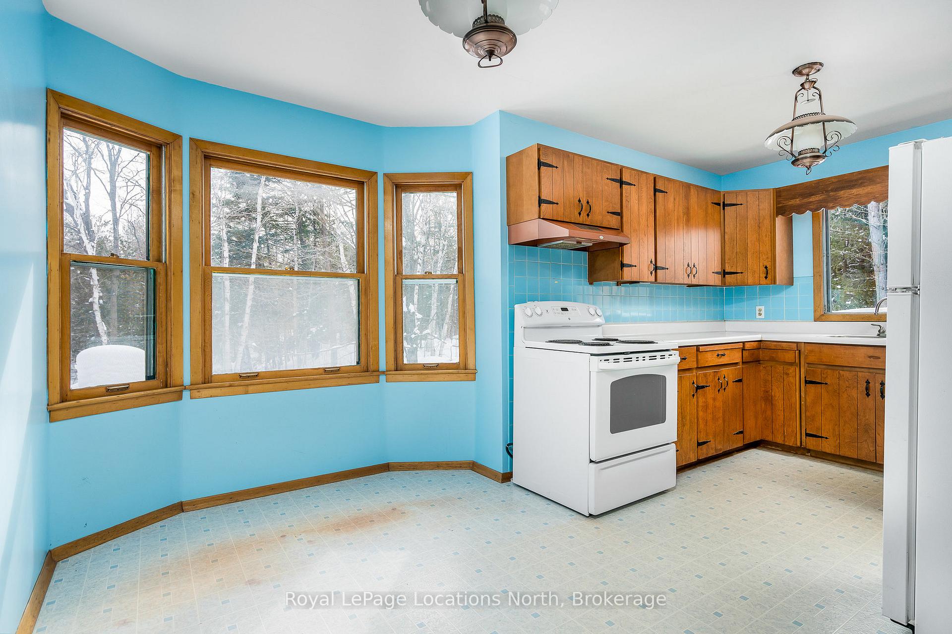 Photo 5 of 1012 Sixth Street, Clearview, Rural Clearview — HOMEH