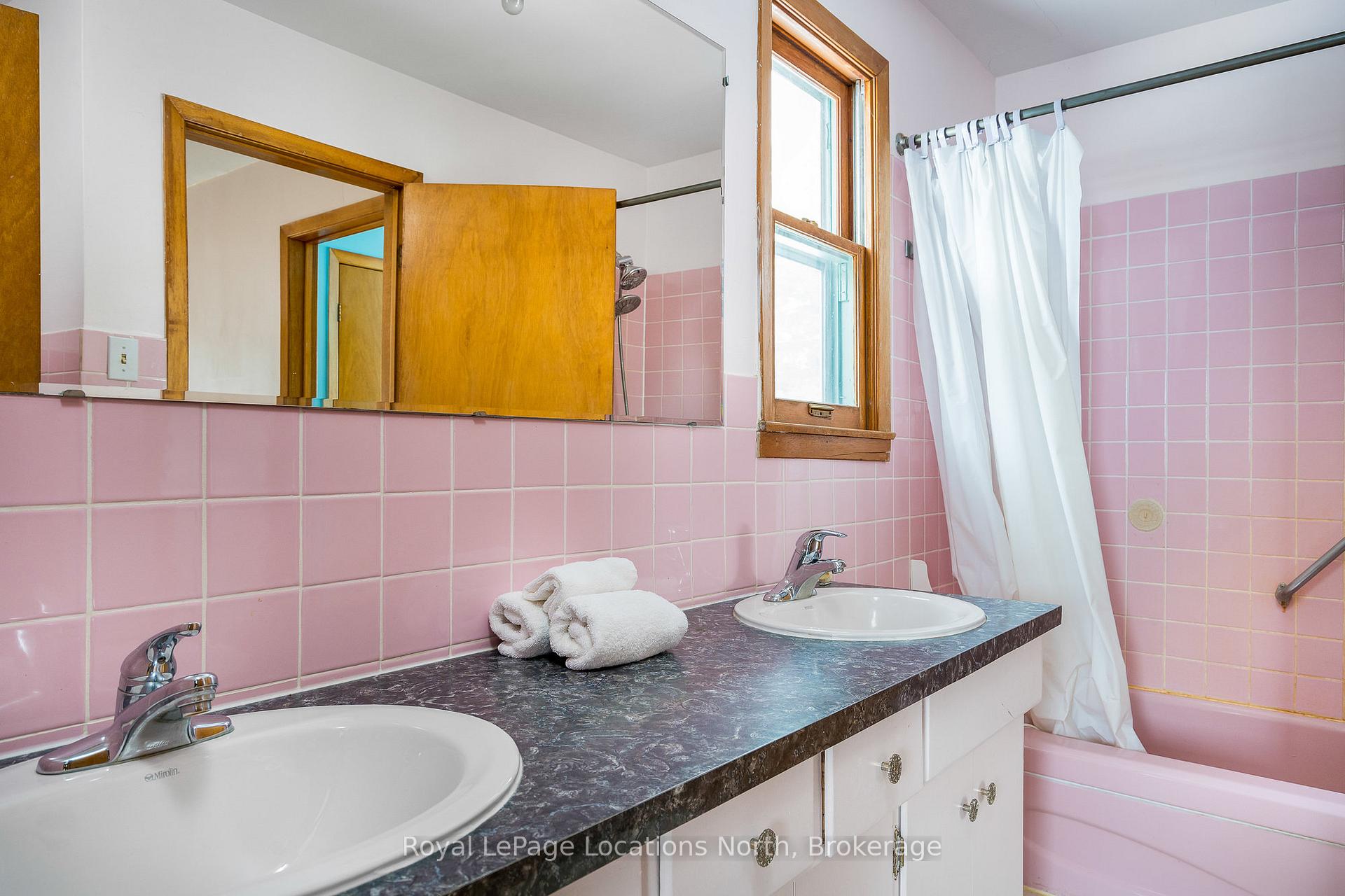Photo 13 of 1012 Sixth Street, Clearview, Rural Clearview — HOMEH