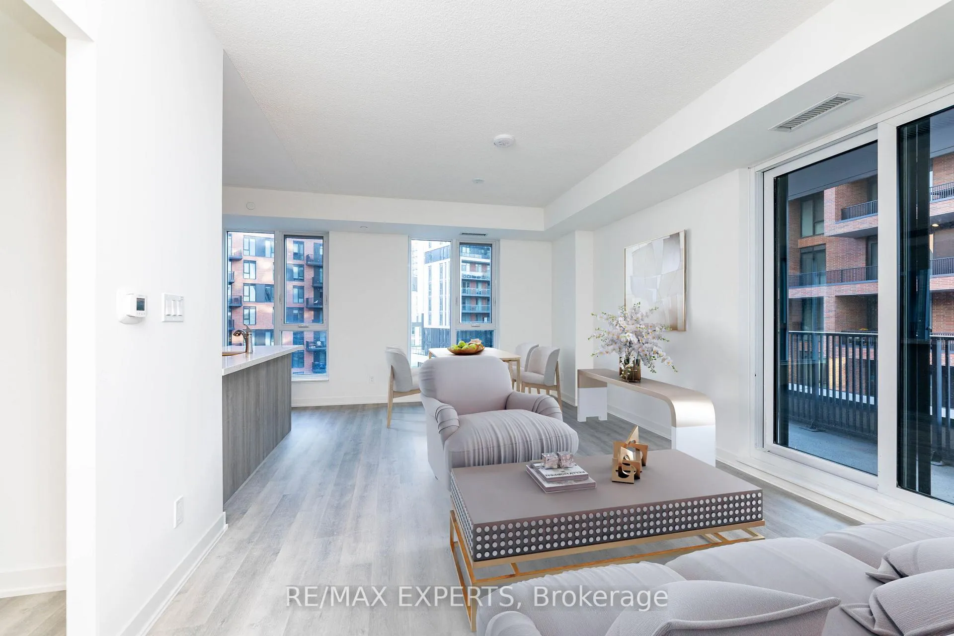 Photo 4 of Unit 608C, 38 Simcoe Promenade Circle, Markham, Unionville — HOMEH