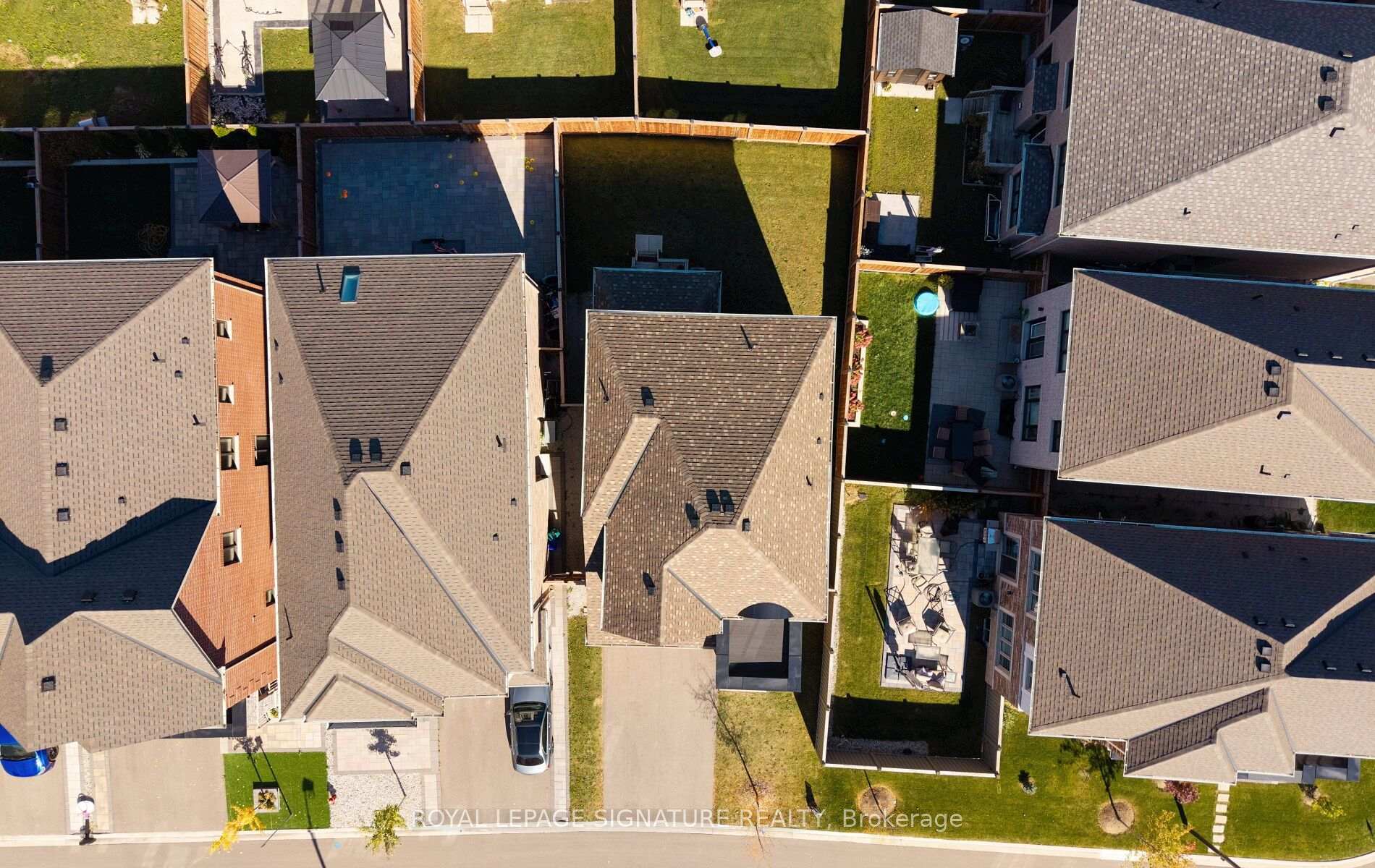 Photo 1 of 466 Thornborrow Court, Milton, Walker — HOMEH