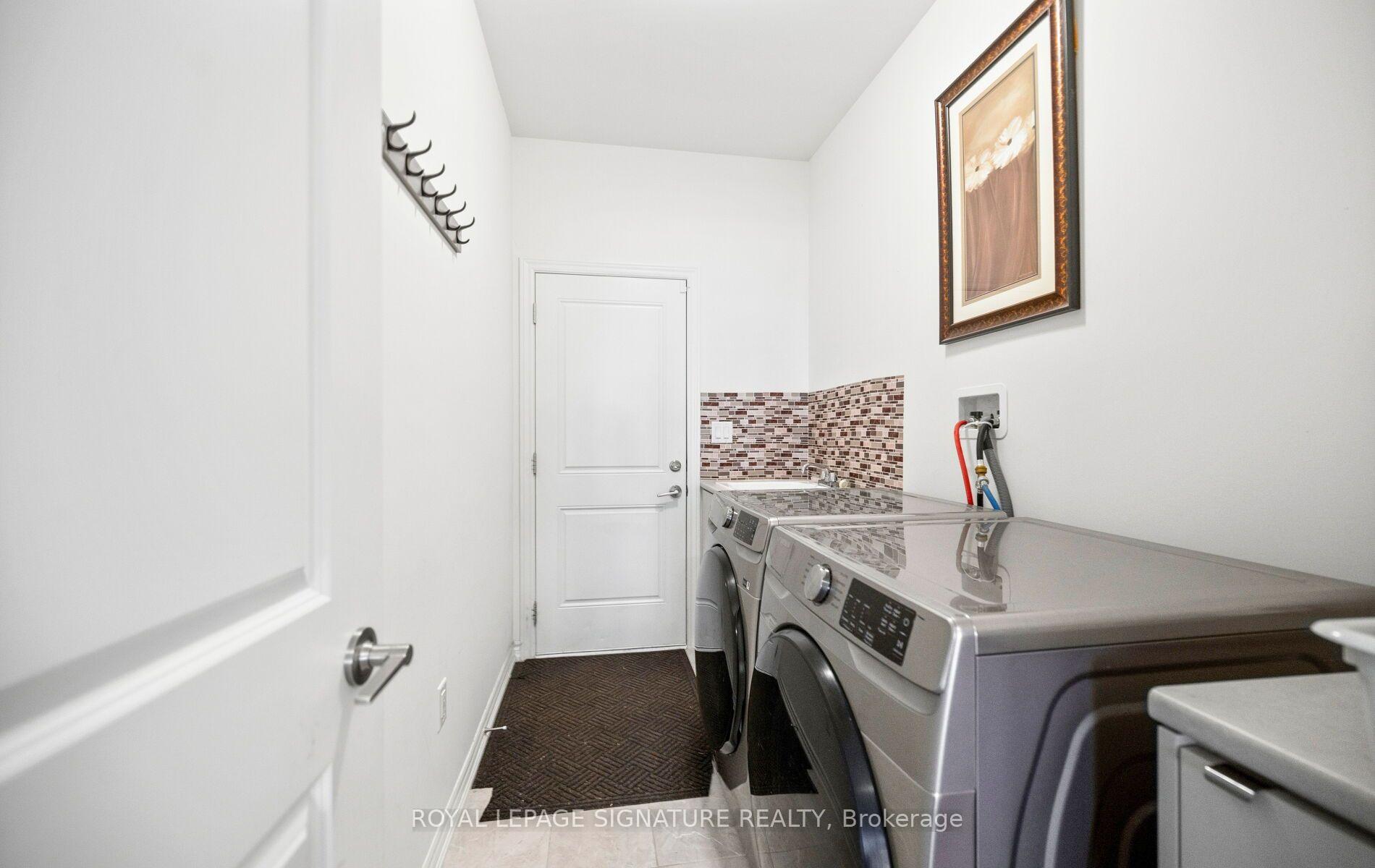 Photo 12 of 466 Thornborrow Court, Milton, Walker — HOMEH