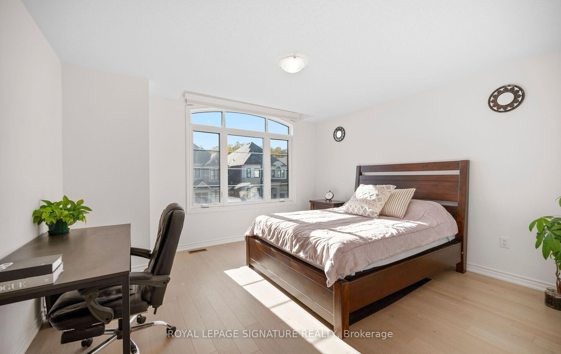 Photo 20 of 466 Thornborrow Court, Milton, Walker — HOMEH