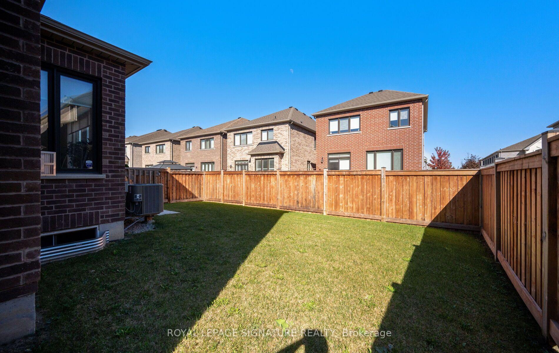 Photo 28 of 466 Thornborrow Court, Milton, Walker — HOMEH