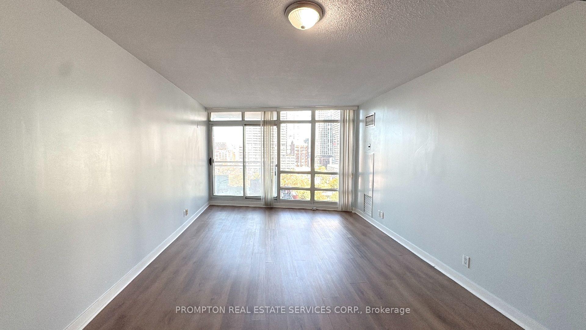 Photo 7 of Unit 1808, 397 Front Street W, Toronto, Waterfront Communities — HOMEH