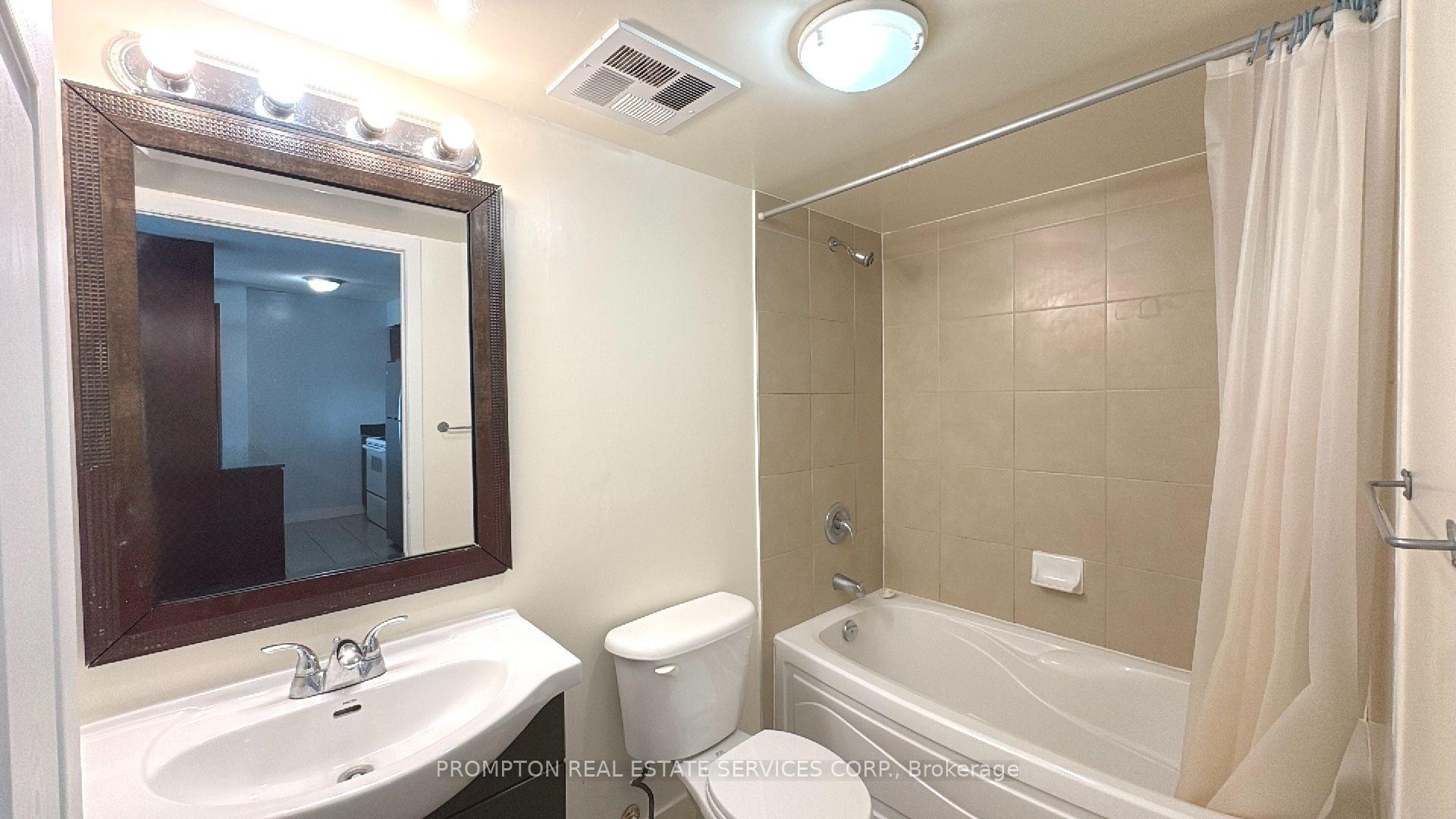 Photo 13 of Unit 1808, 397 Front Street W, Toronto, Waterfront Communities — HOMEH