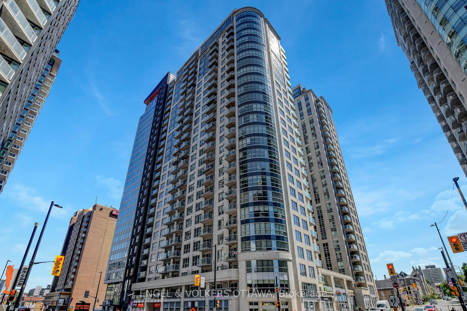 Photo of Unit 1305, 242 Rideau Street