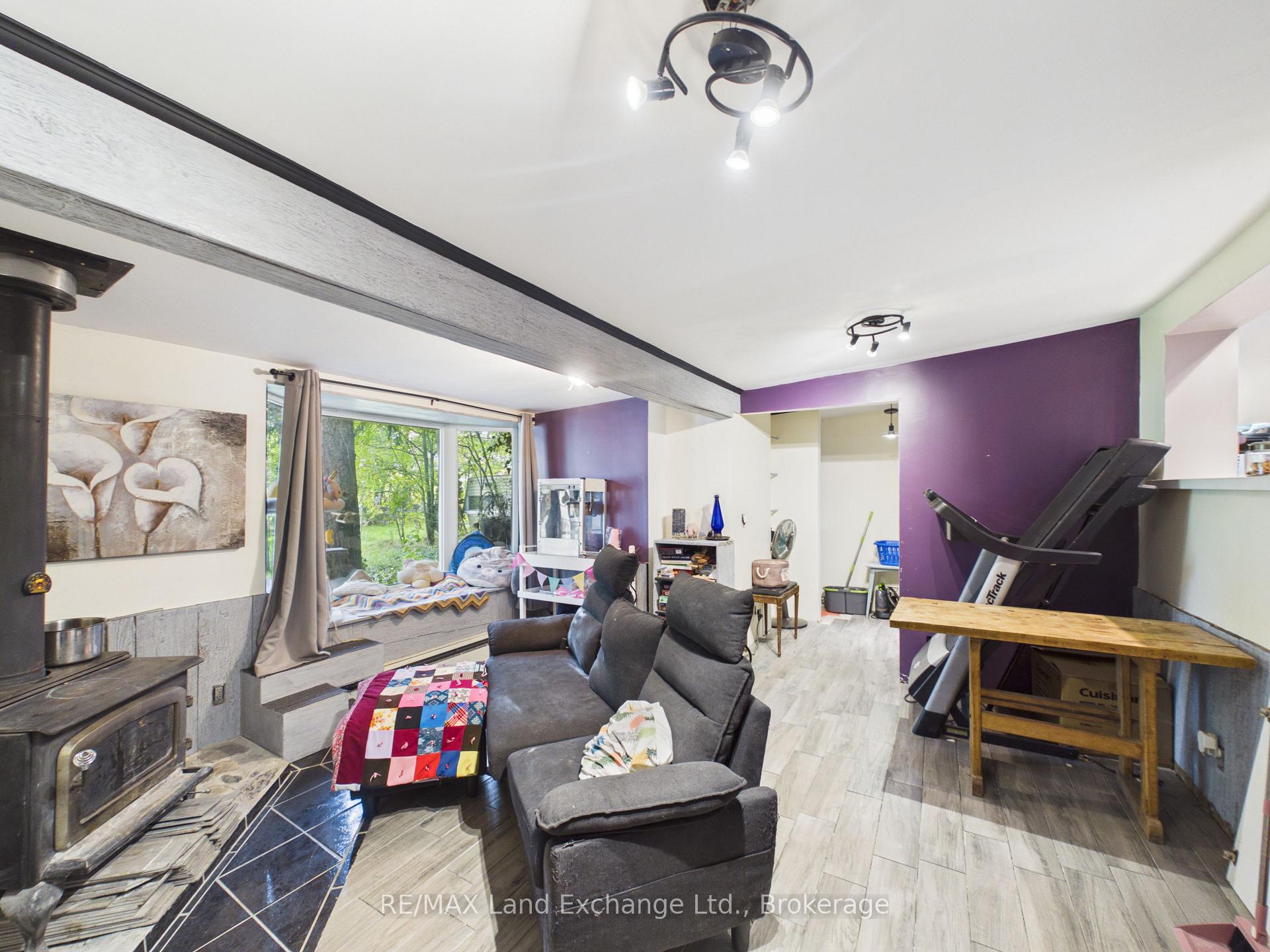 Photo 7 of 20 Manse Street, Kincardine — HOMEH