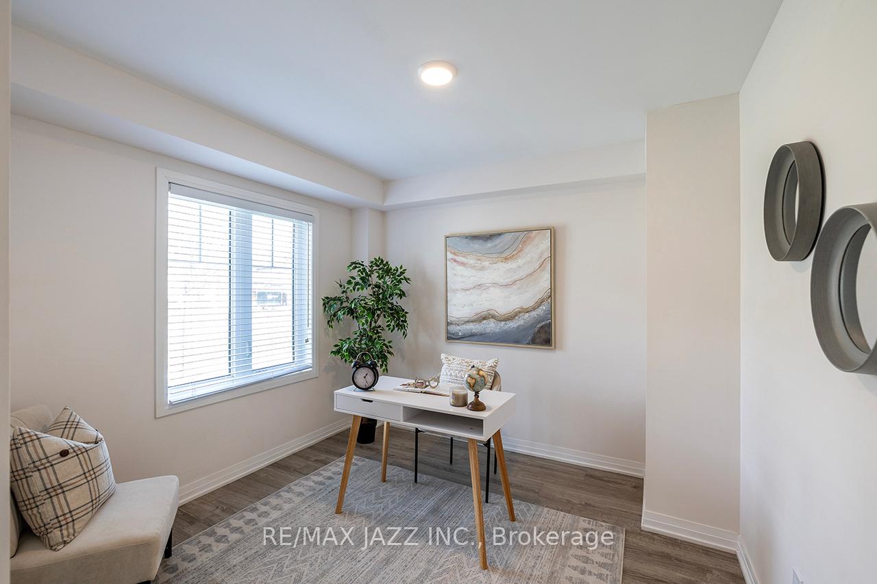 Photo 7 of 74 Ambereen Place, Clarington, Bowmanville — HOMEH