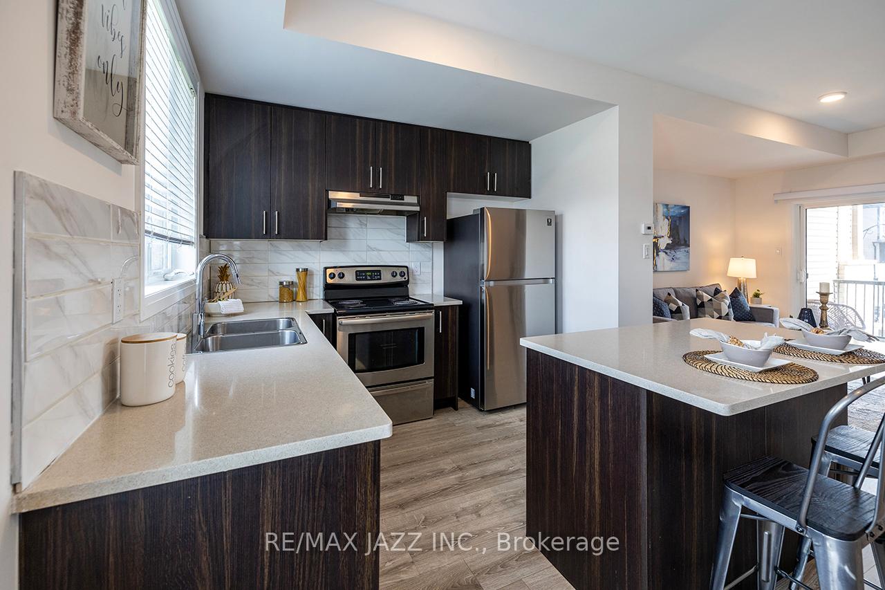 Photo 23 of 74 Ambereen Place, Clarington, Bowmanville — HOMEH