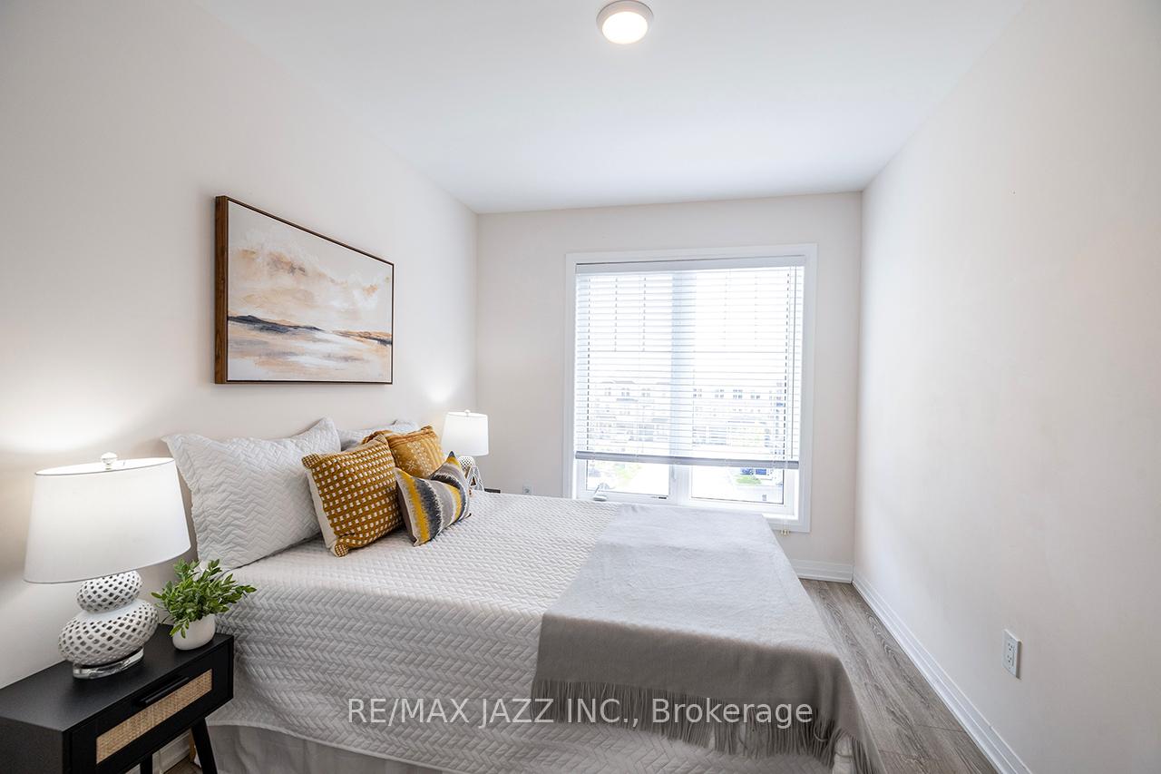 Photo 36 of 74 Ambereen Place, Clarington, Bowmanville — HOMEH