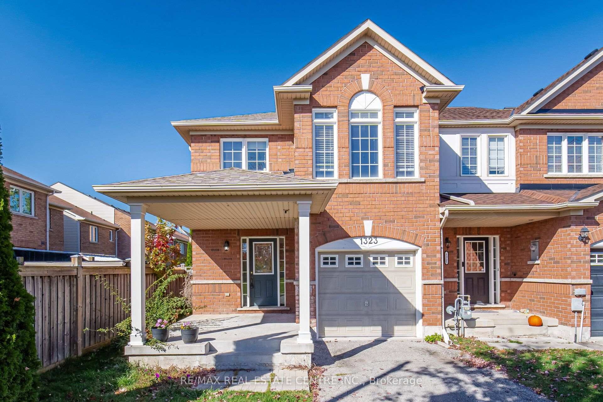 Photo 1 of 1323 Menefy Place, Milton, Beaty — HOMEH