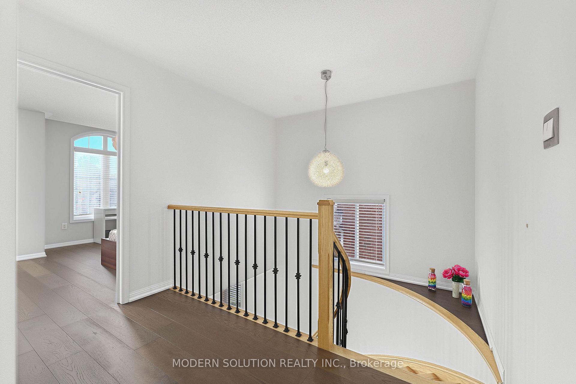 Photo 26 of 5 Woodcote Crescent, Halton Hills, Georgetown — HOMEH