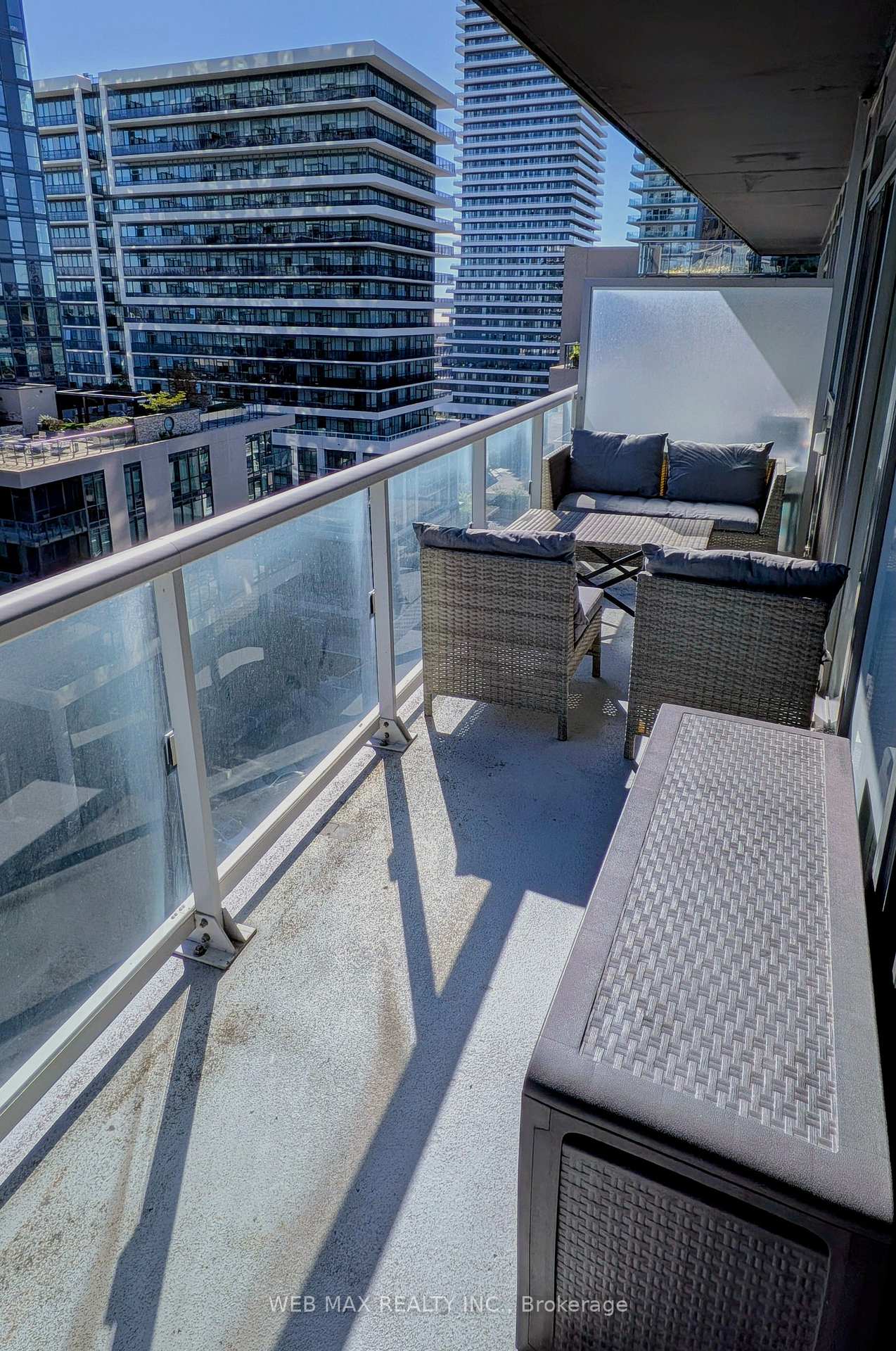 Photo 8 of Unit 903, 56 Annie Craig Drive, Etobicoke, Mimico — HOMEH