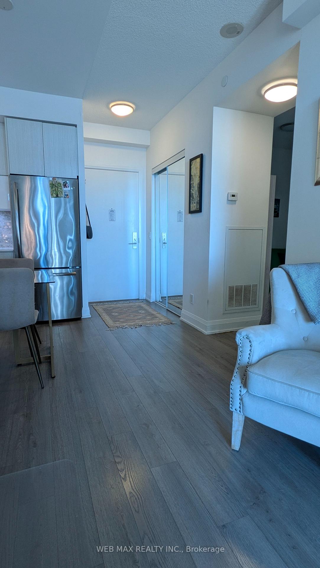 Photo 11 of Unit 903, 56 Annie Craig Drive, Etobicoke, Mimico — HOMEH