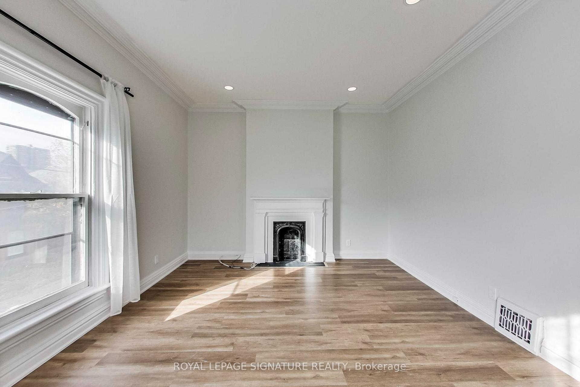 Photo 5 of Unit 2, 102 West Avenue S, Hamilton, Corktown — HOMEH