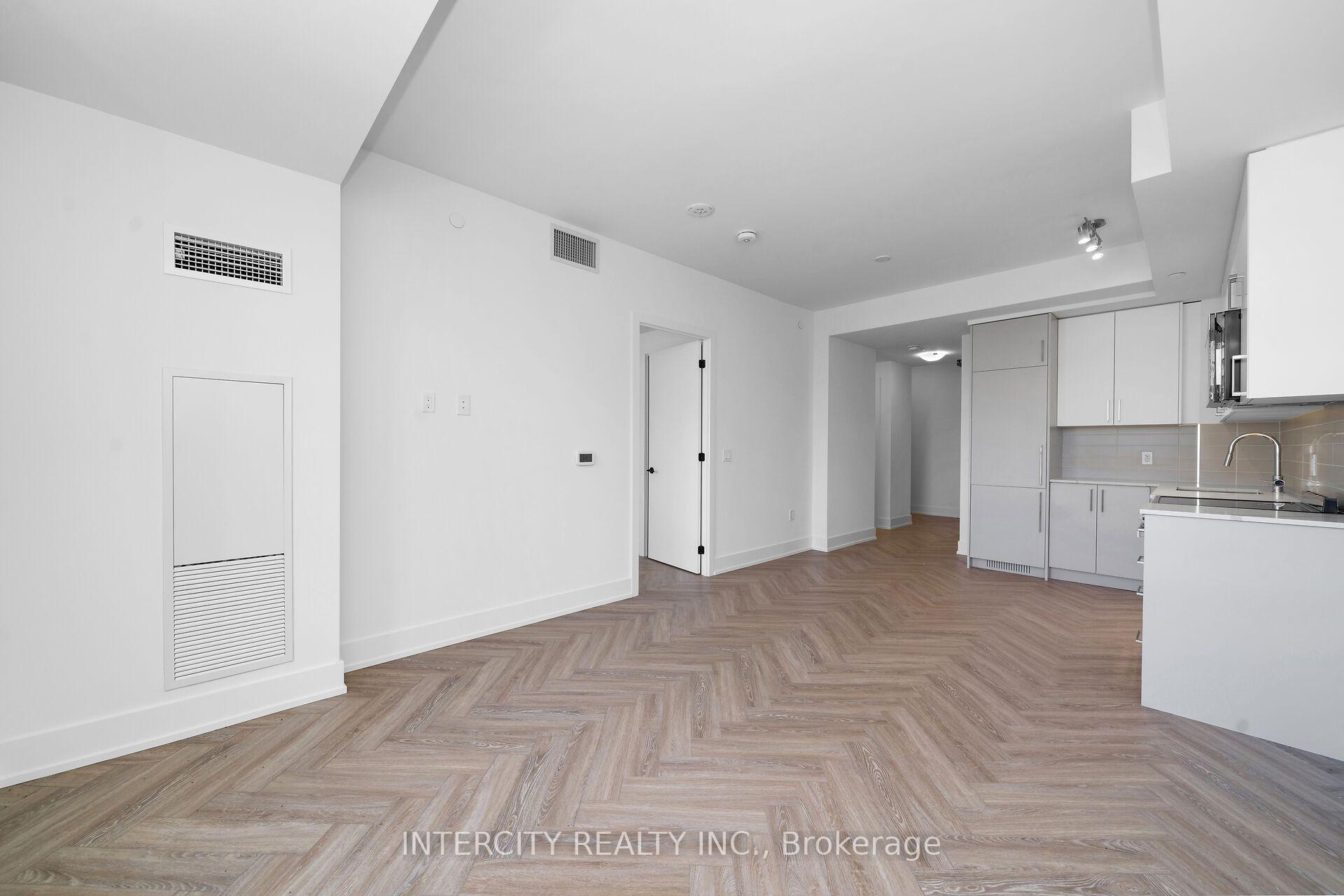 Photo 8 of Unit 248, 2075 King Road, King, King City — HOMEH