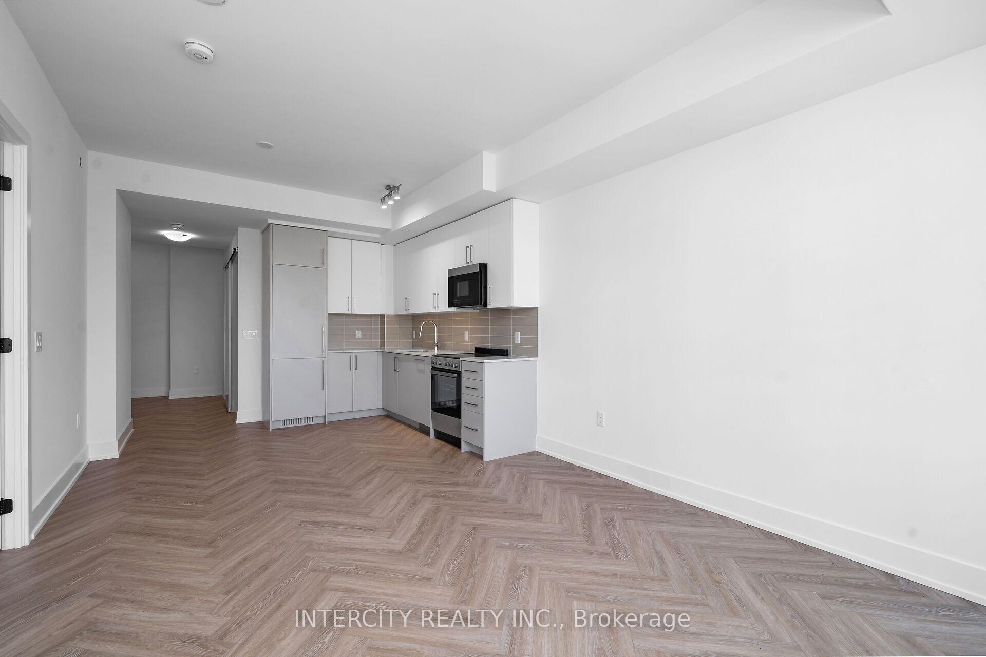 Photo 10 of Unit 248, 2075 King Road, King, King City — HOMEH