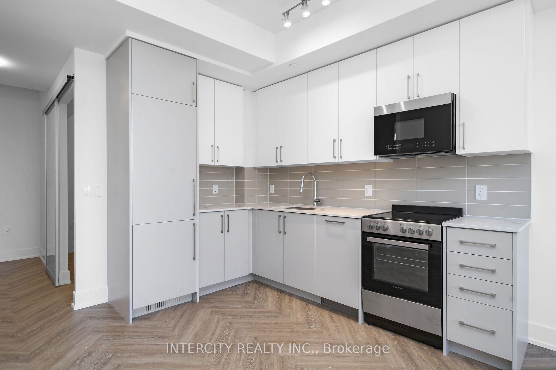 Photo 11 of Unit 248, 2075 King Road, King, King City — HOMEH