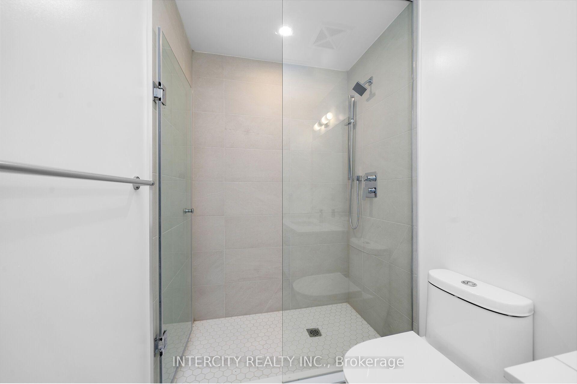 Photo 18 of Unit 248, 2075 King Road, King, King City — HOMEH