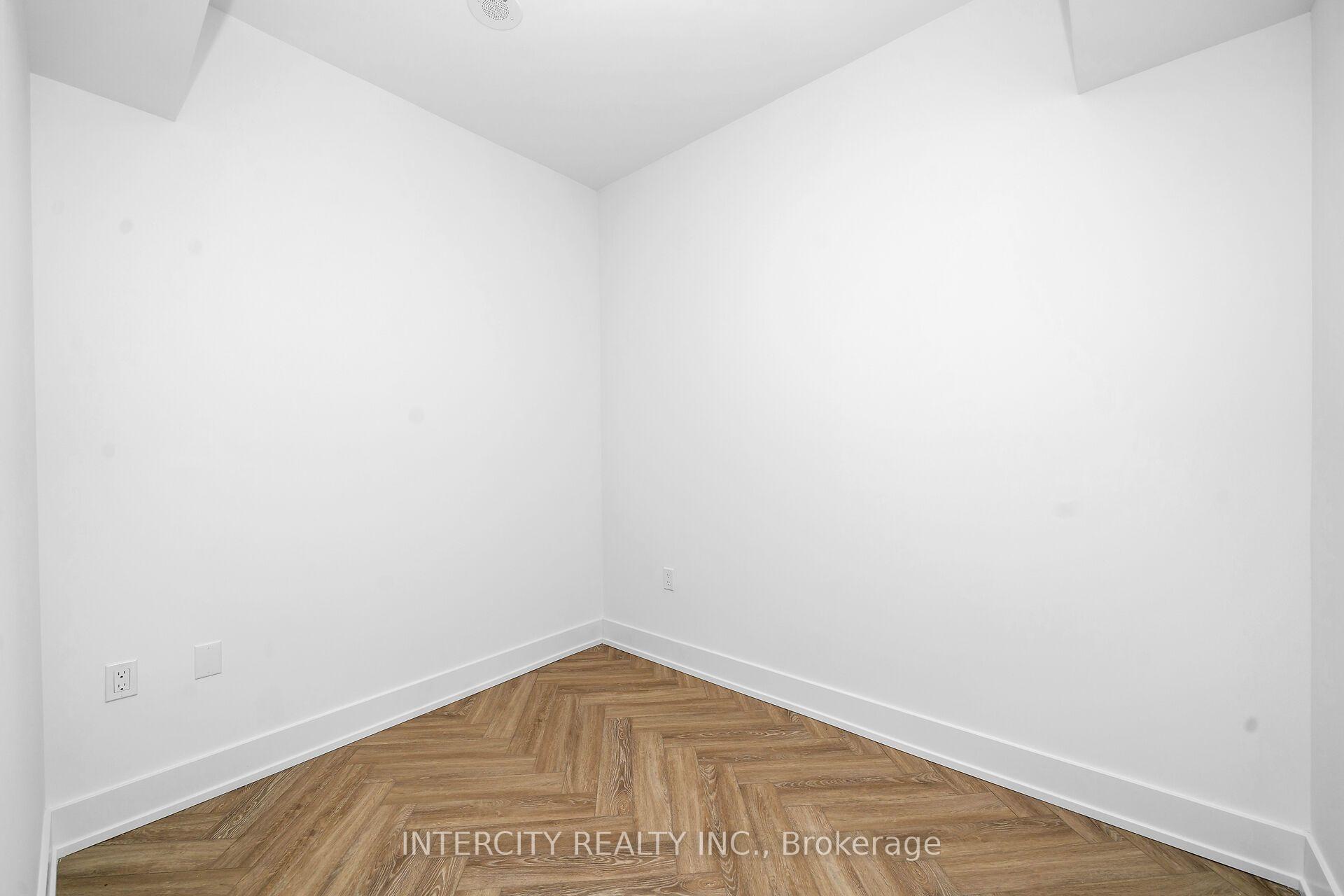 Photo 19 of Unit 248, 2075 King Road, King, King City — HOMEH
