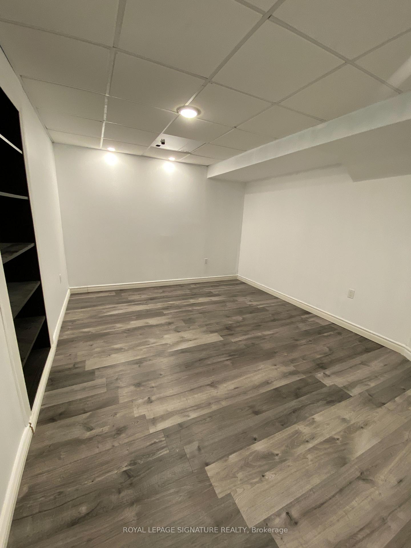 Photo 11 of Unit Lower Level, 123 Mildenhall Place, Whitby, Brooklin — HOMEH