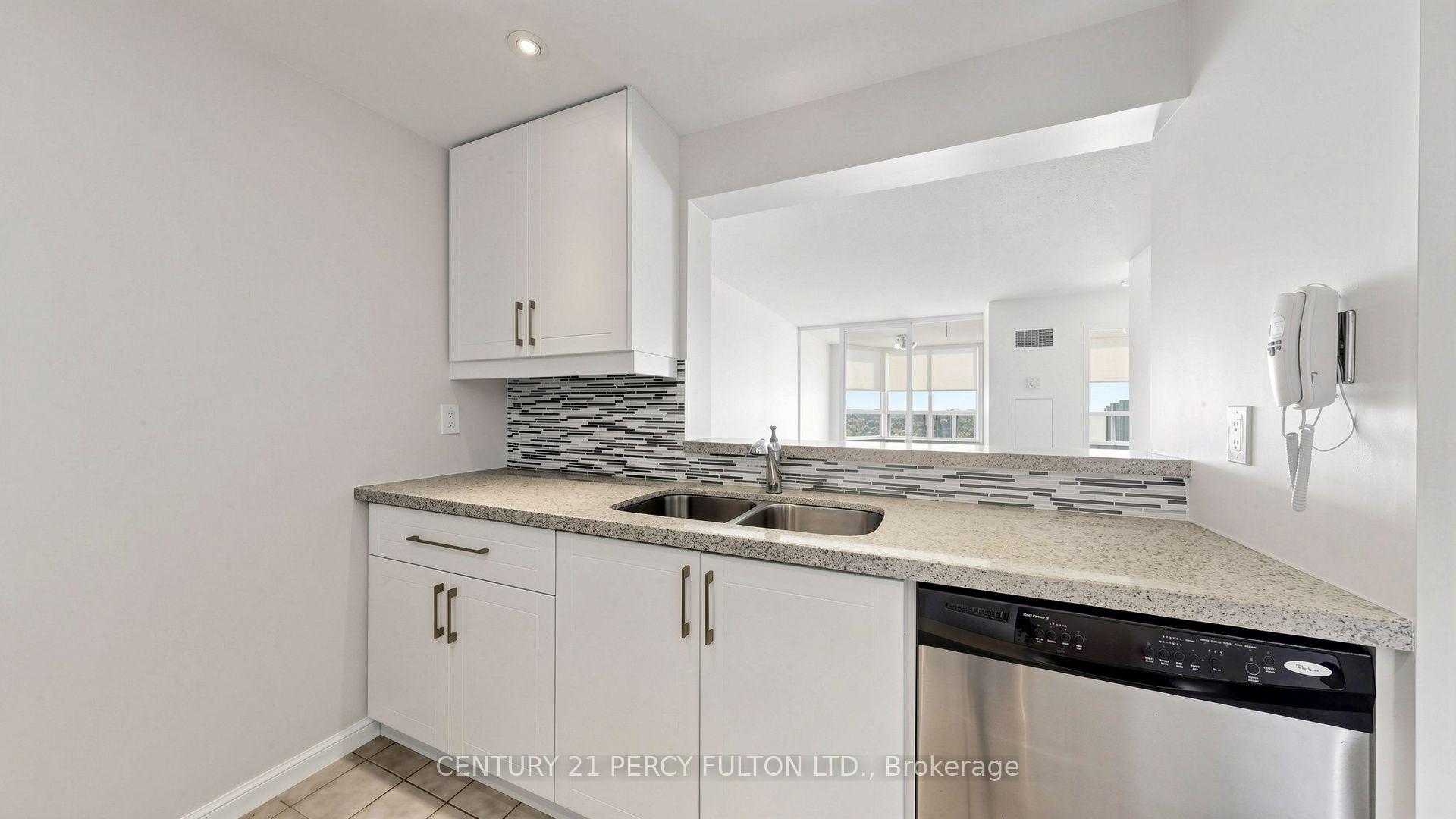 Photo 16 of Unit 2005, 88 Corporate Drive, Scarborough, Woburn — HOMEH