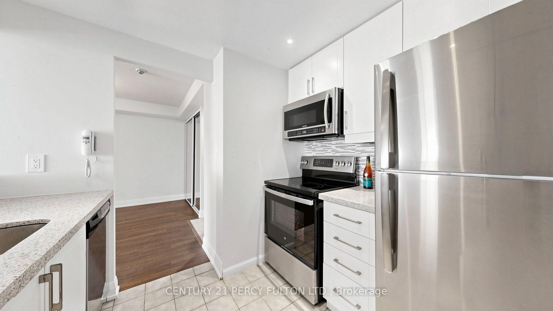 Photo 18 of Unit 2005, 88 Corporate Drive, Scarborough, Woburn — HOMEH