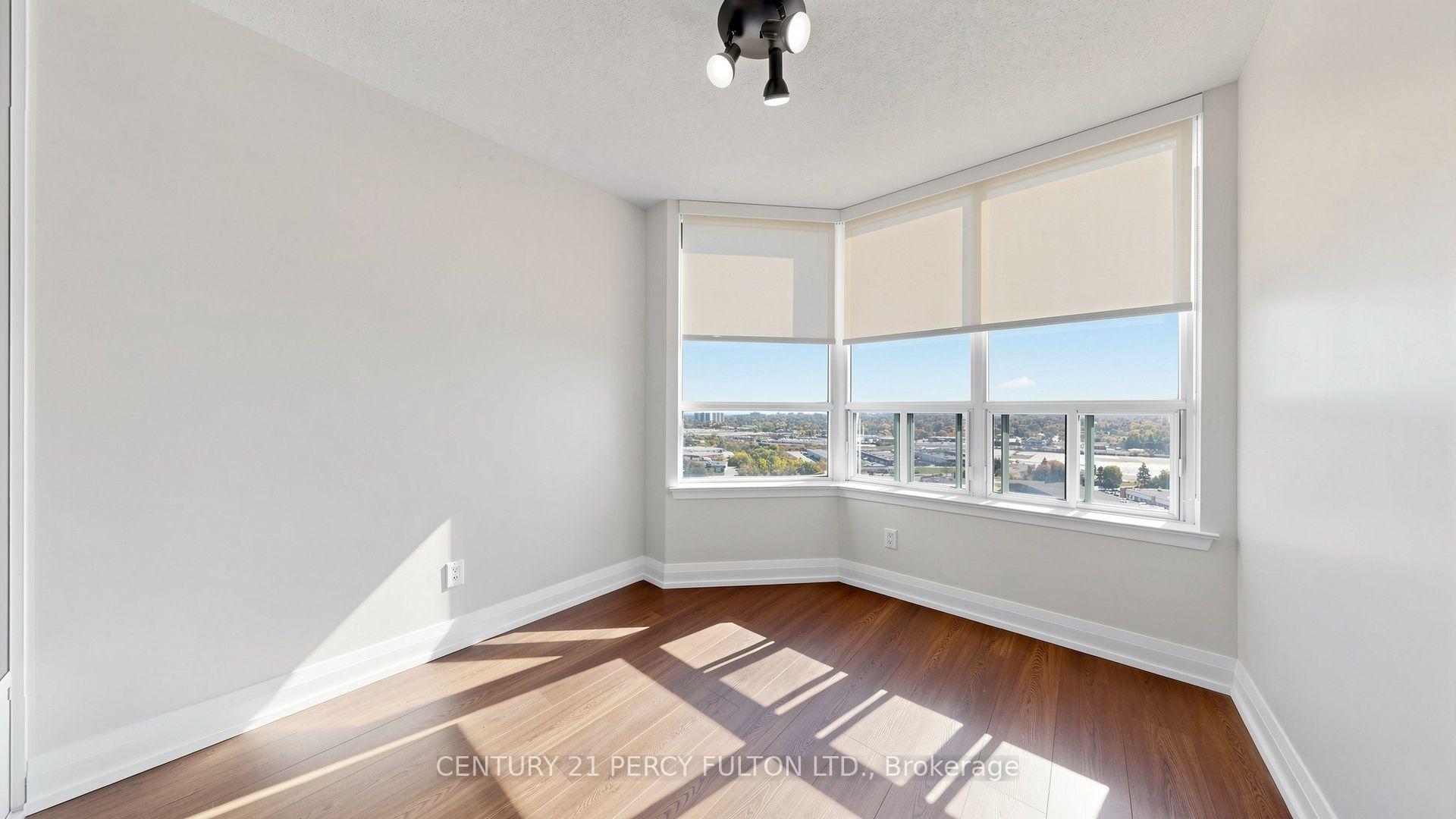 Photo 23 of Unit 2005, 88 Corporate Drive, Scarborough, Woburn — HOMEH