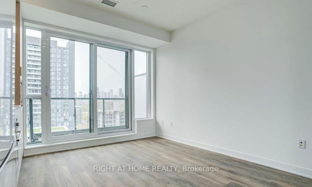 Photo 3 of Unit 1806, 130 River Street, Toronto, Regent Park — HOMEH