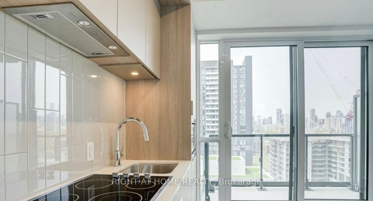 Photo 4 of Unit 1806, 130 River Street, Toronto, Regent Park — HOMEH