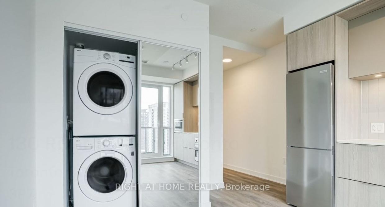 Photo 6 of Unit 1806, 130 River Street, Toronto, Regent Park — HOMEH