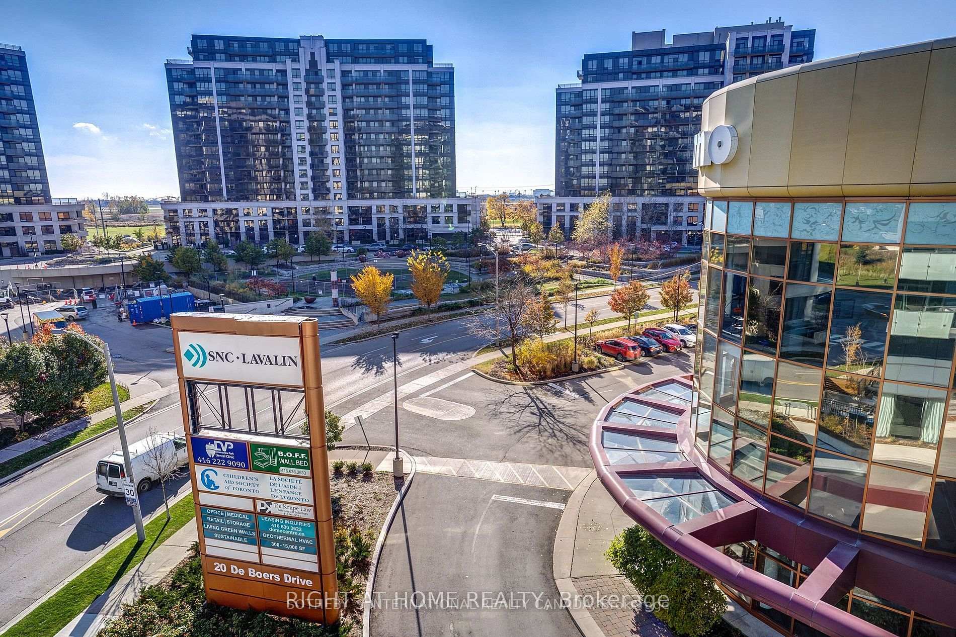 Photo 11 of Unit 514, 10 De Boers Drive, North York, York University Heights — HOMEH
