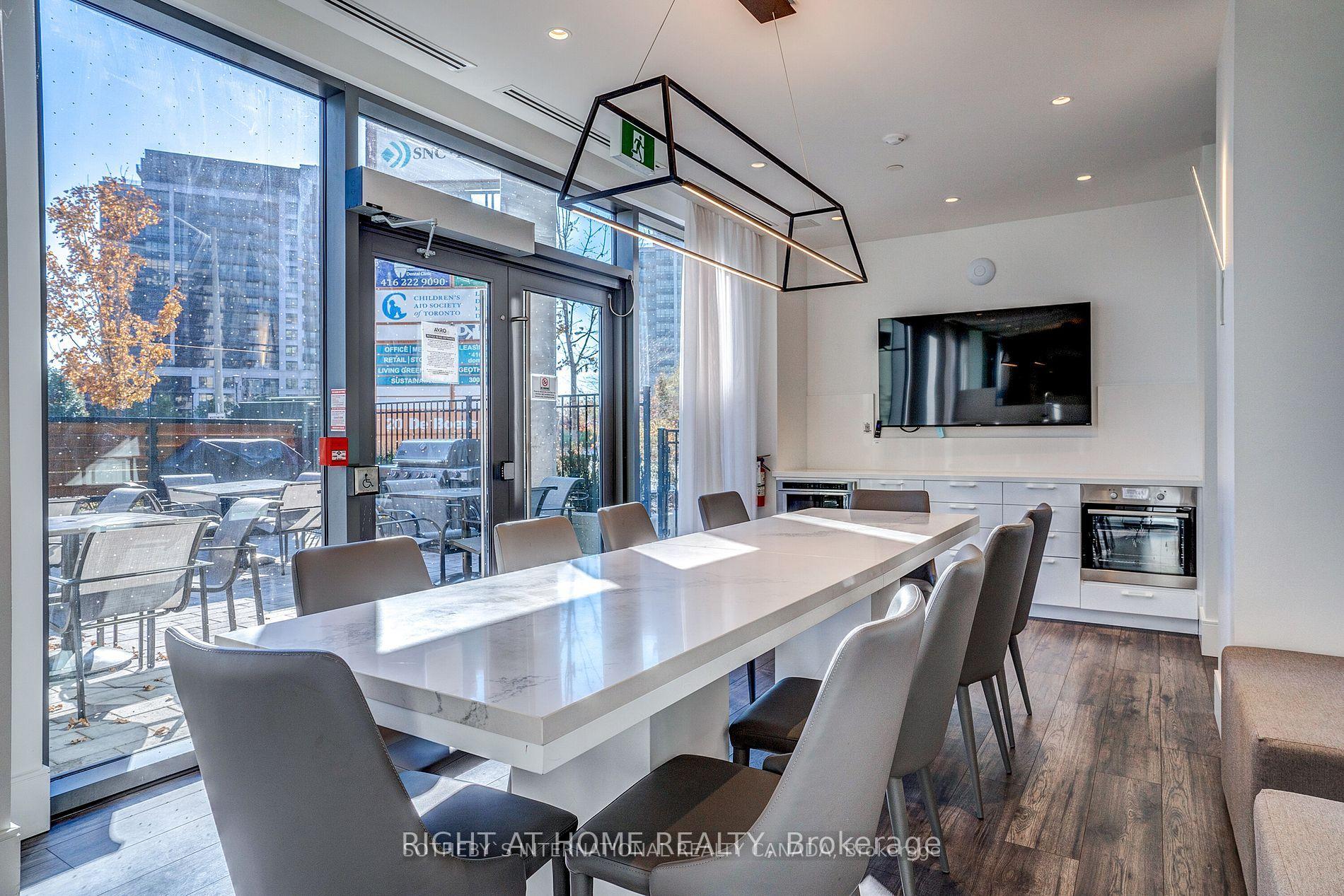 Photo 12 of Unit 514, 10 De Boers Drive, North York, York University Heights — HOMEH