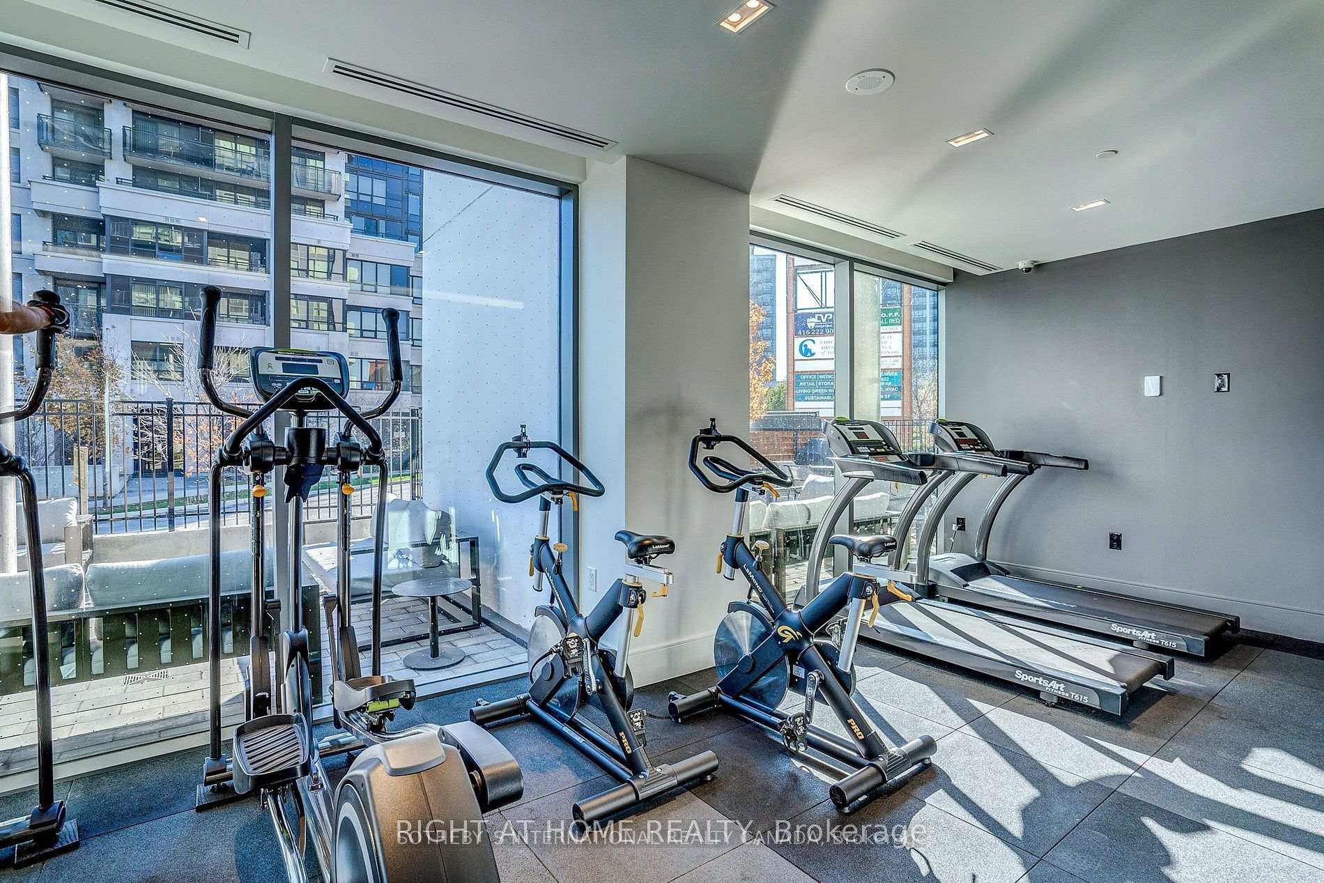 Photo 13 of Unit 514, 10 De Boers Drive, North York, York University Heights — HOMEH