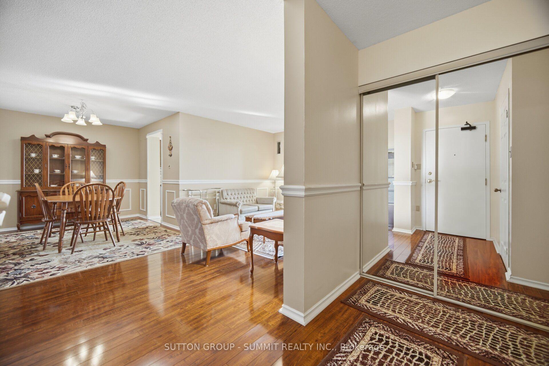 Photo 9 of Unit 911, 20 Cherrytree Drive, Brampton, Fletcher's Creek South — HOMEH
